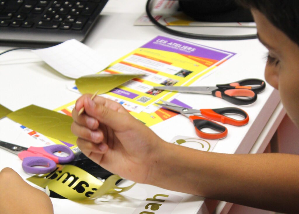 Flyers pour les ateliers ouverts au public